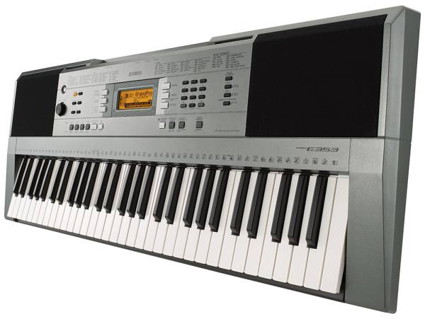 Piano PSR-E353